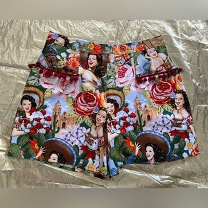 Las Señoritas high waisted shorts 🌹 🌵